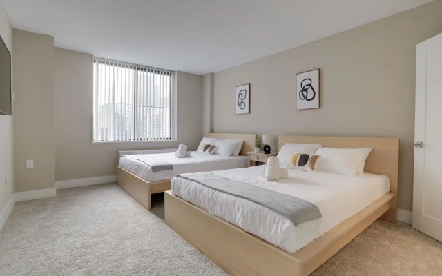 Crystal City Apt for Business Travelers