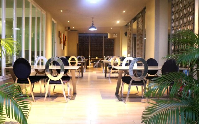 Solis Residence