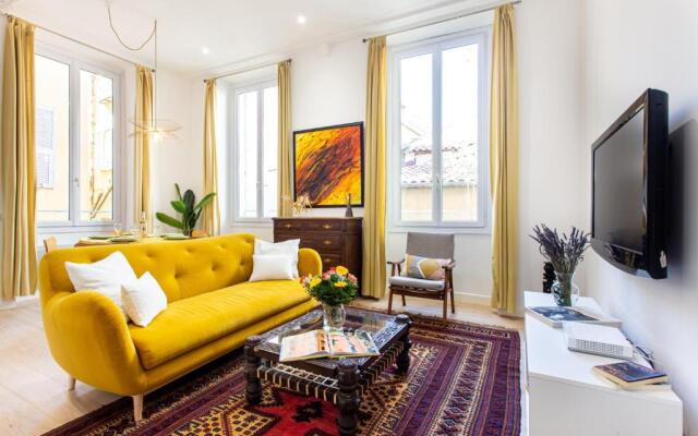 St Vincent - 3 BEDROOMS, MAGNIFICENT,VASTE, SUNNY, A/C, WIFI