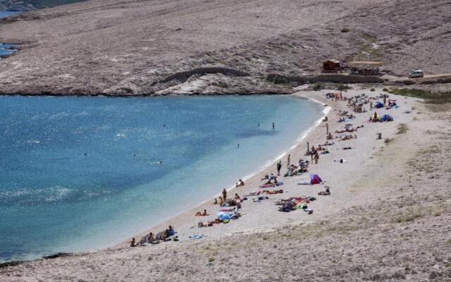 Novalja Beach Apartment