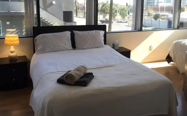 Hollywood Highrise 0 Bedroom Studio By Senstay