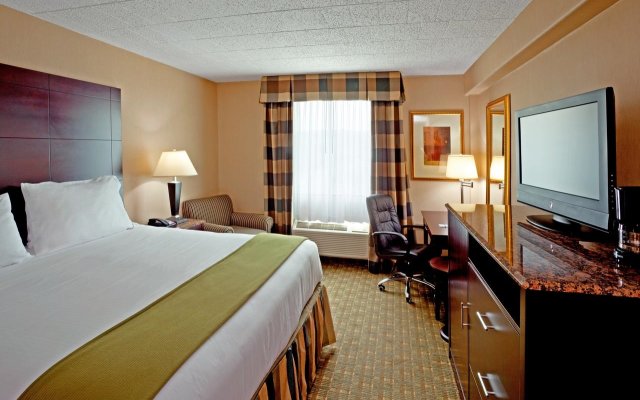 Days Hotel by Wyndham North Bergen /NYC Area