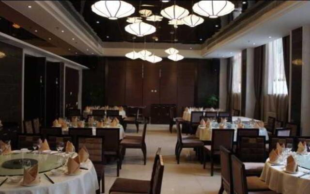 Yichang Three Gorges Dongshan Hotel