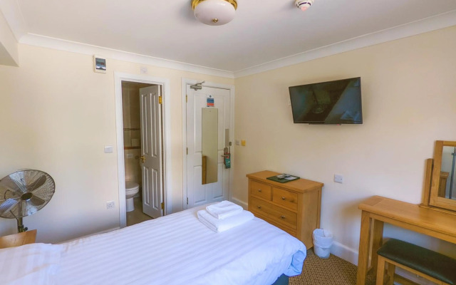 The Grove Hotel