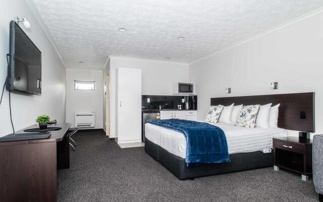 White Heron Motor Lodge