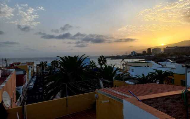 Puerto Nest Hostel