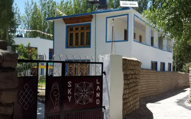 Skyland Guest House