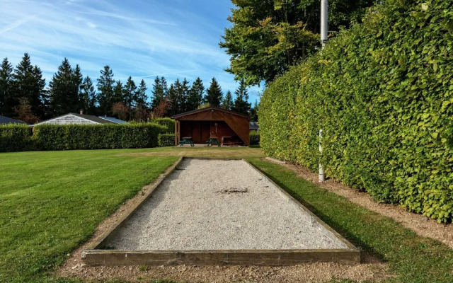 Luxurious Bungalow in Bullange with Hot Tub