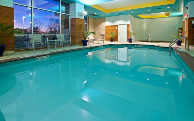 Hotel Indigo Columbus Architectural Center by IHG