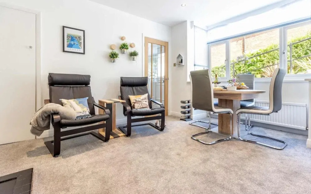 Host Stay Farningham Residence