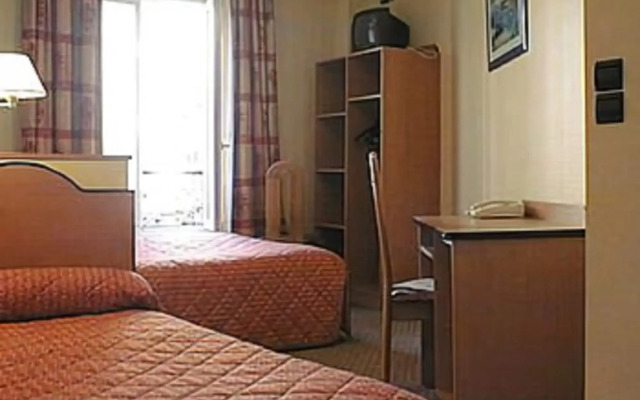 Ferney République Hotel