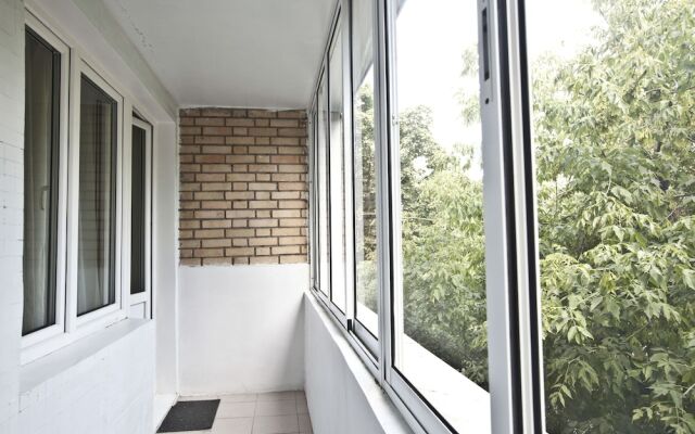 Кварт Апартаменты на Маяковской