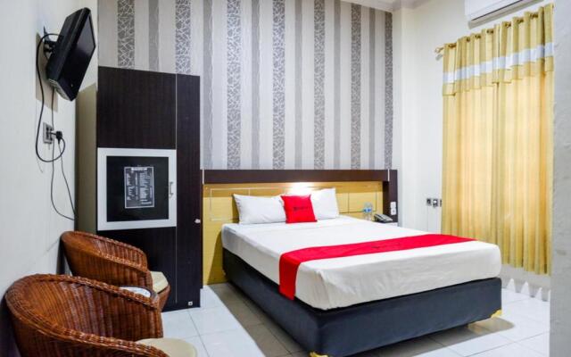 RedDoorz @ Hotel Bumi Palupy