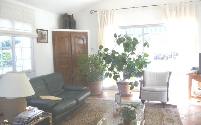 Villa With 3 Bedrooms in Céreste, With Private Pool, Enclosed Garden a