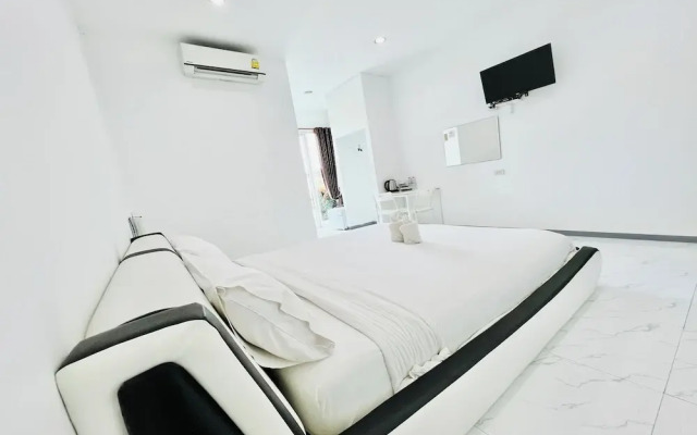 Parichat Bandung Hotel