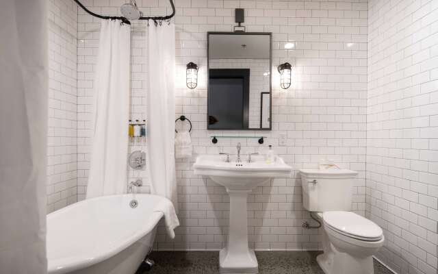 Cantilever Hotel, Trademark Collection by Wyndham