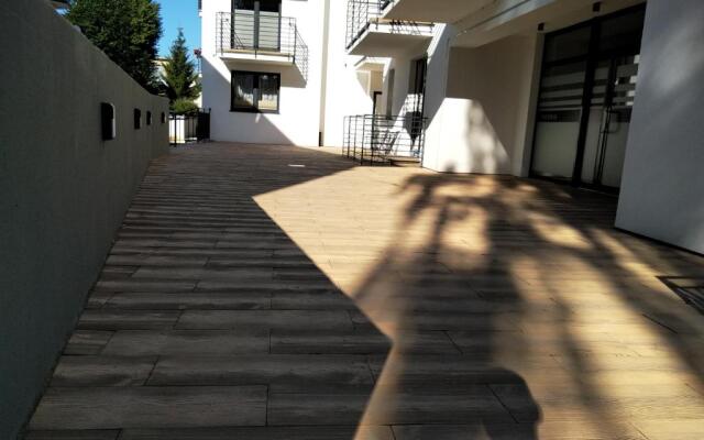 Apartament 2Pietro,White&Grey