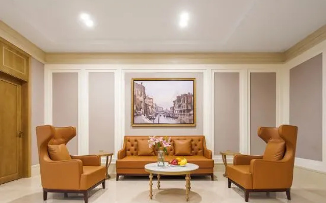 Vienna Hotel (Shanghai Baoshan Huahe Road Branch)