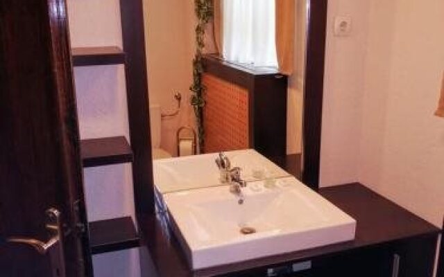 Timpa Apartmanház & Dr. Strecker Villa
