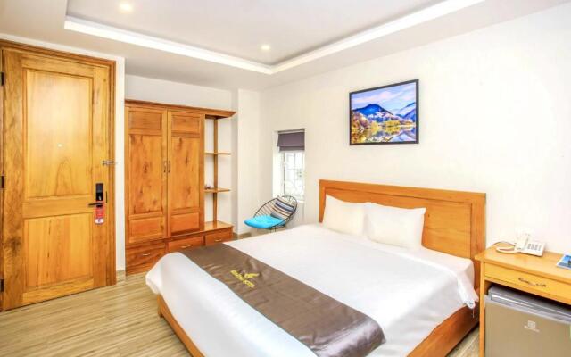 Sea Star Hotel