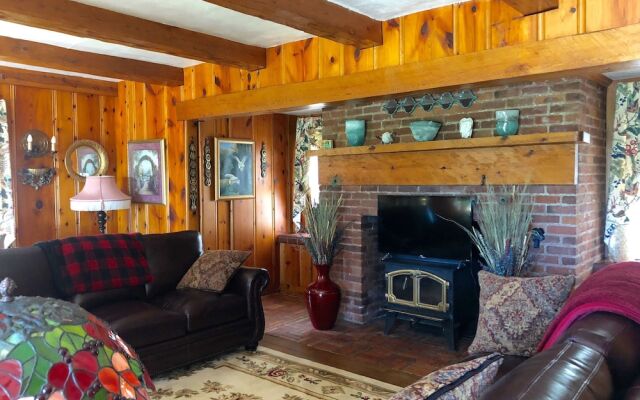 Sujak on Sunnyhill Bed and Breakfast