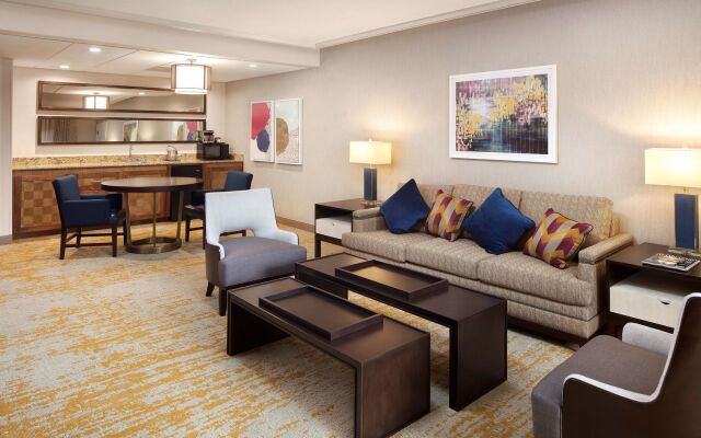 DoubleTree by Hilton Ontario Airport