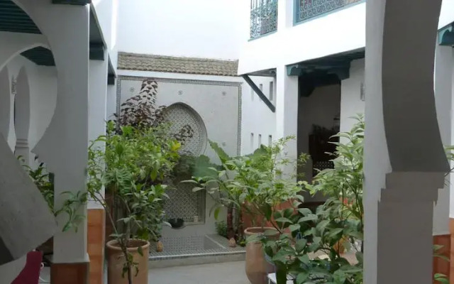 Dar Nadia