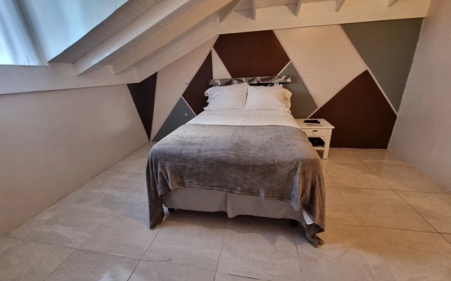 Leisure Duplex At Csompo Silver Manor