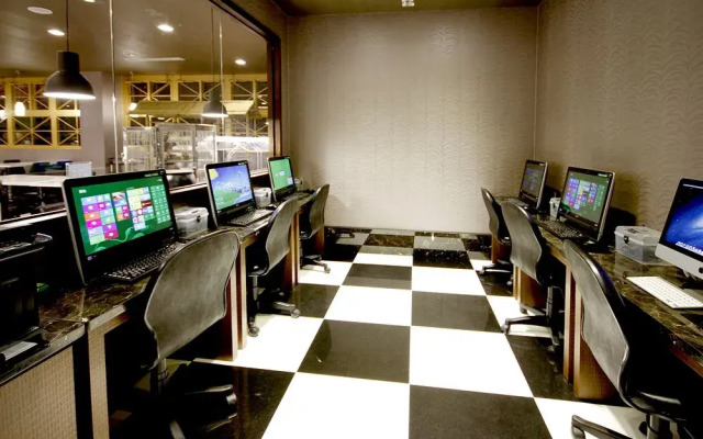 Cambridge Suites - Chikan Towers Hall