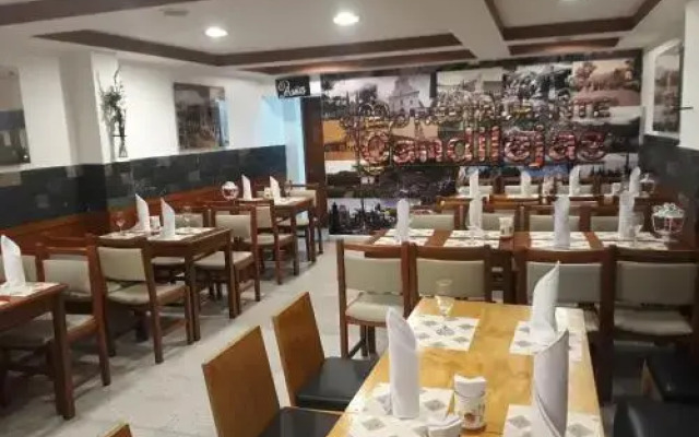 Hotel Mall Del Parque