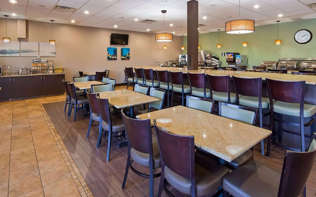 Wyndham Bloomington - Mall of America