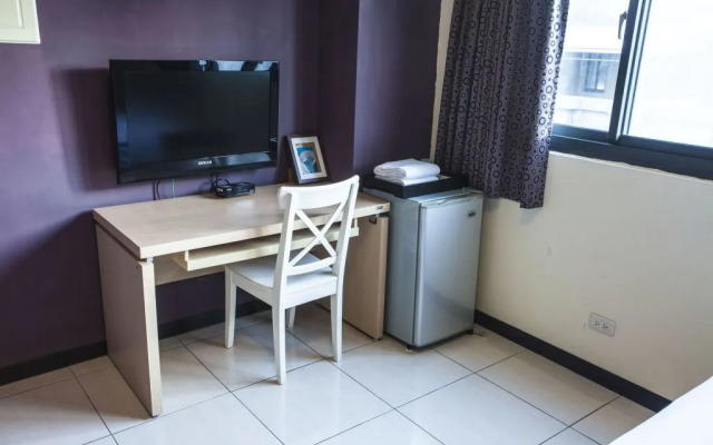 Taichung Loft Hostel - Yizhong