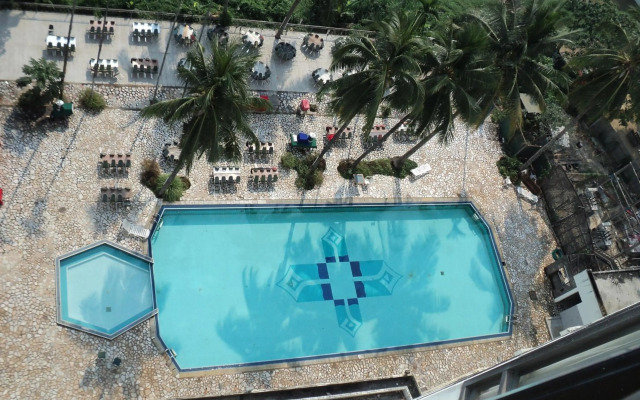 Diamond River Ping Petch-Ngam Hotel