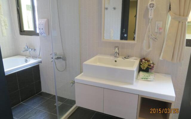 Chayuan BnB
