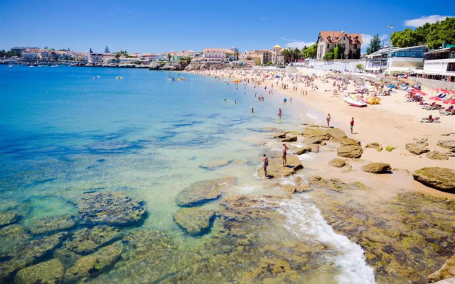 Cascais Handsome Apartment