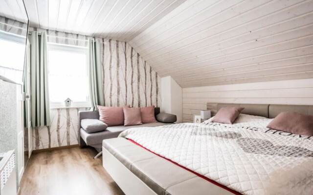 A gem of a Modern Retreat
