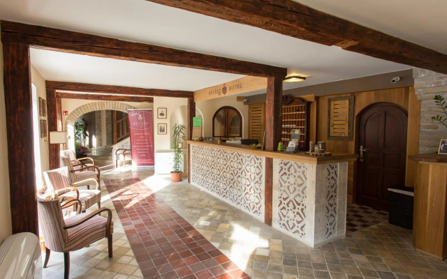 Révész Hotel