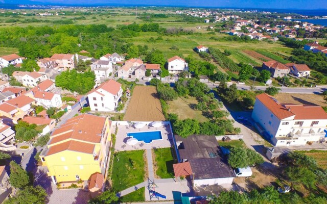 Bonex Privlaka in Privlaka