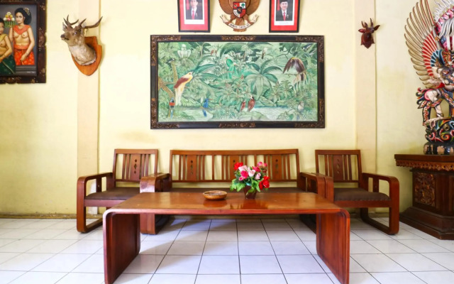Gora Beach Inn