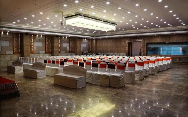 Silver Cloud Hotel & Banquets Ahmedabad