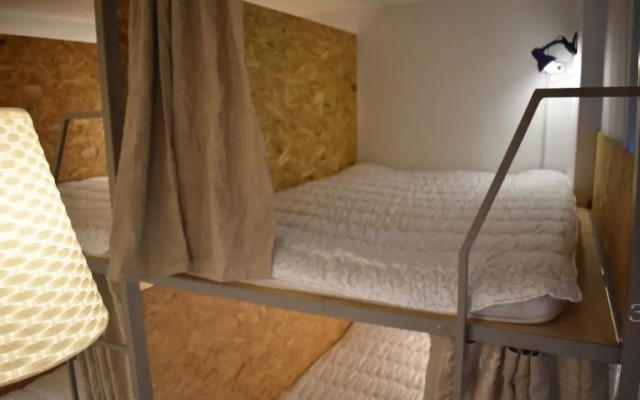 Sleep Studio Hostel