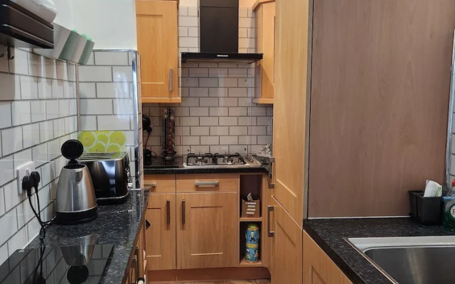 Apartment - Largs - Sleeps 4 - Pet Friendly
