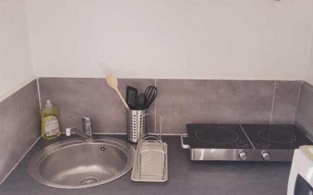 Studio With Wifi For 2 Near Remparts D'avignon