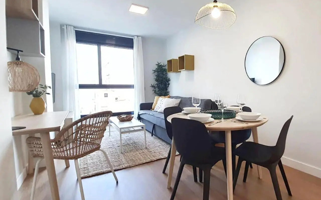 Deluxe Beach Suite w Garage by Canary365