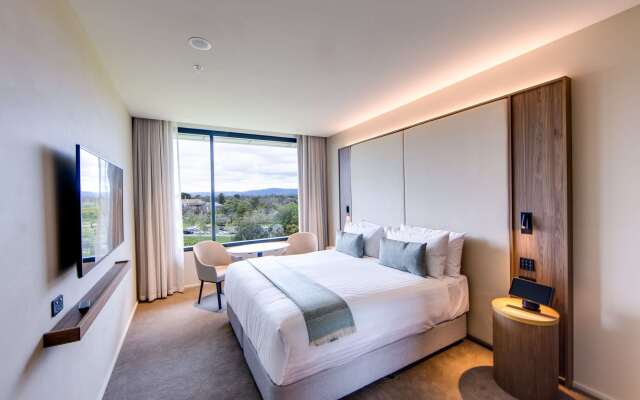 Oval Hotel at Adelaide Oval
