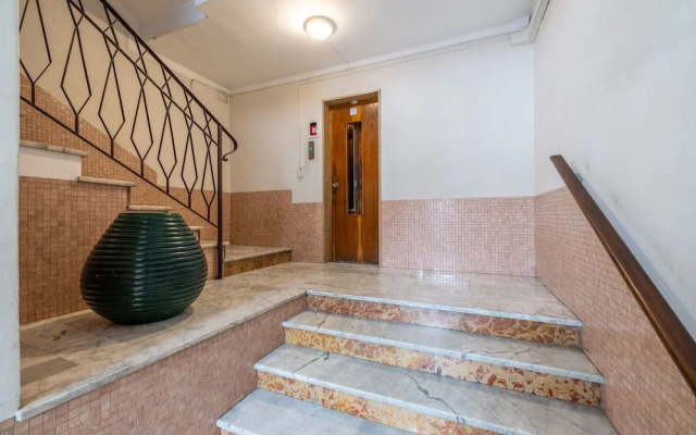 Sea View Central Apartment