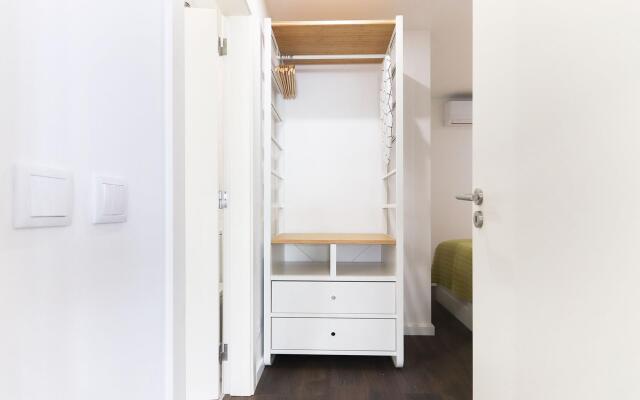 Benfica Apartments I by Homing