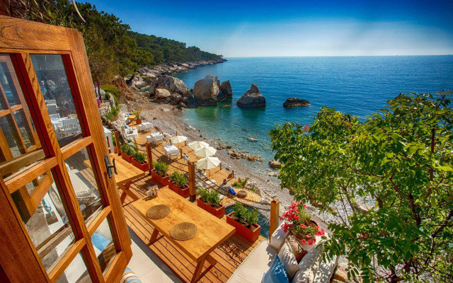 Nautical Hotel Adults Only +14