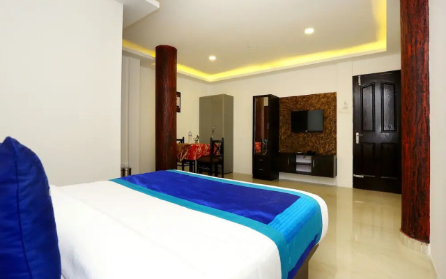 OYO 9620 Hotel Emza Residency