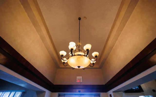 Garnet Inn & Suites, Orlando